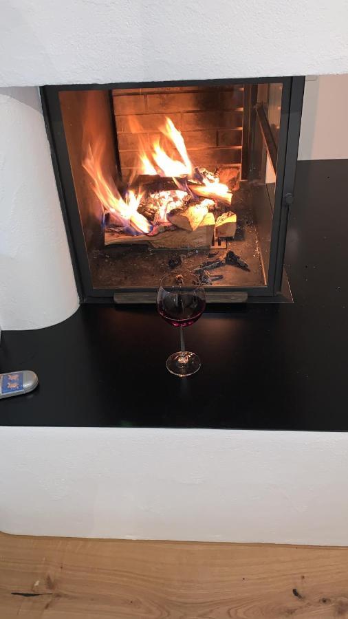 Renovated 3 Rooms Apartment In Ruschein Near Laax 外观 照片